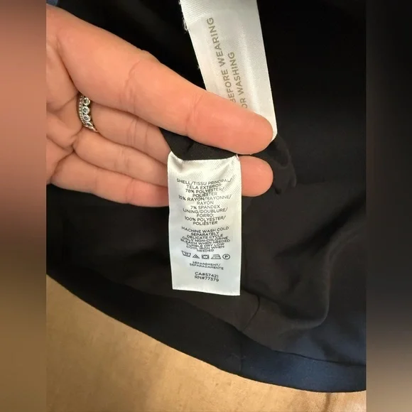 Ann Taylor Women's Black classic office minimalist Blazer jacket - Picture 6 of 9